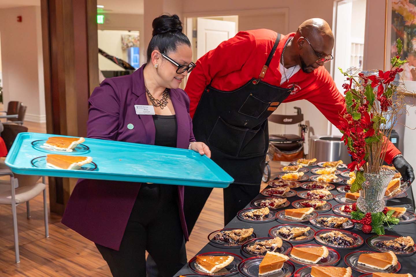 Arboretum Village celebrated its second annual Jingle Mingle for residents, staff members, and families.