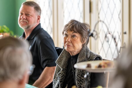 Grand Lodge residents and staff visited the Arbor Lodge Mansion for a special holiday tea.