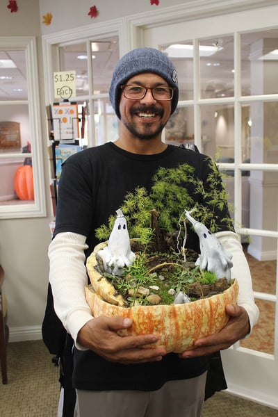 employee-news-ivl-halloween-1-960x1440