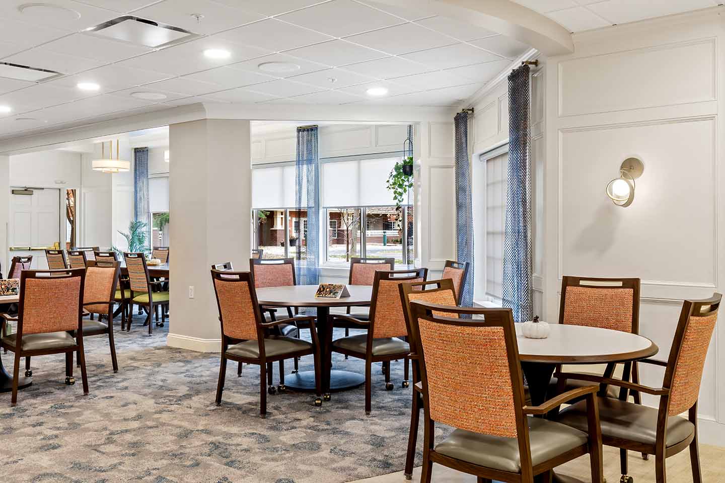 A view of the dining space in The Lounge.