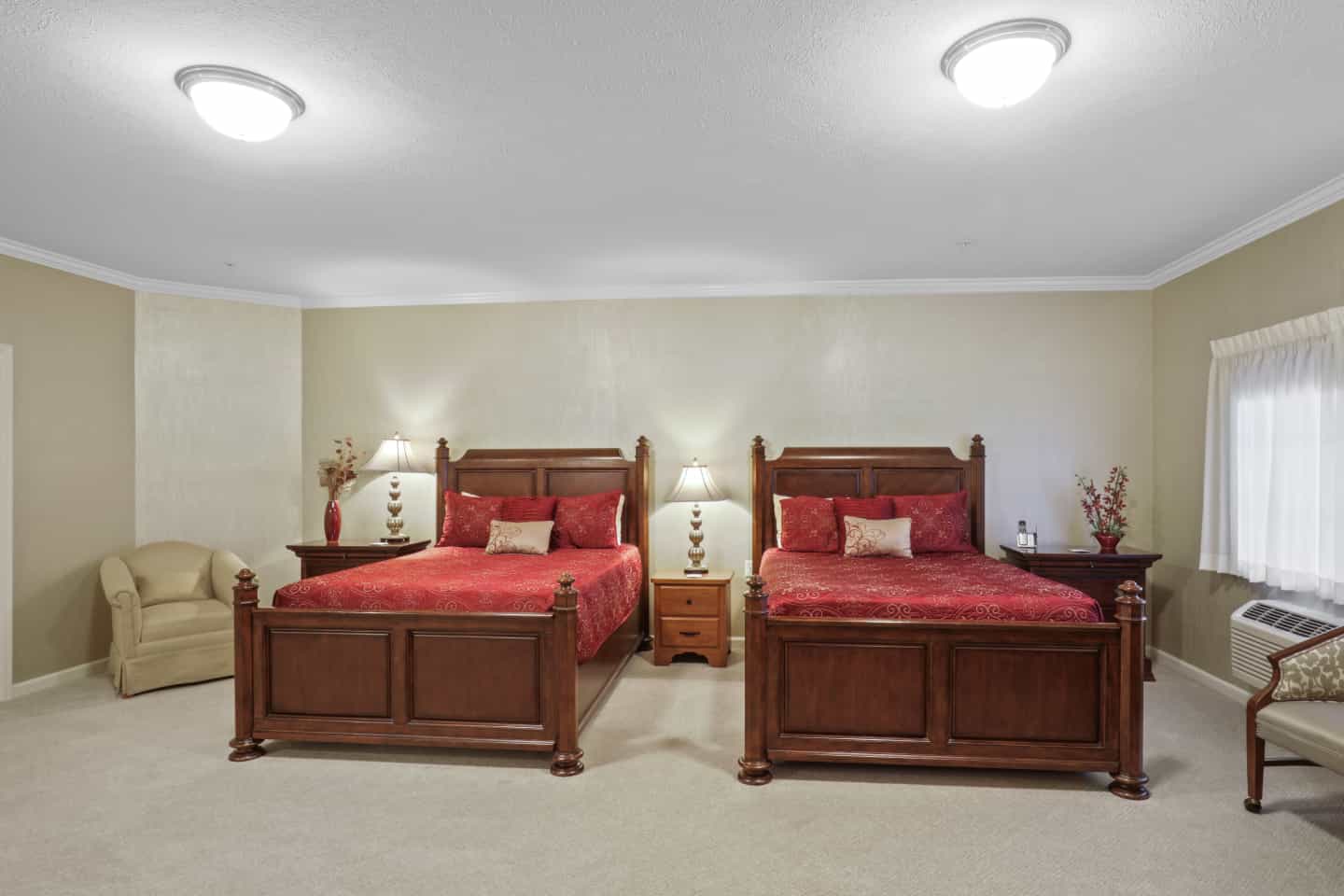Guest Room - Bedroom