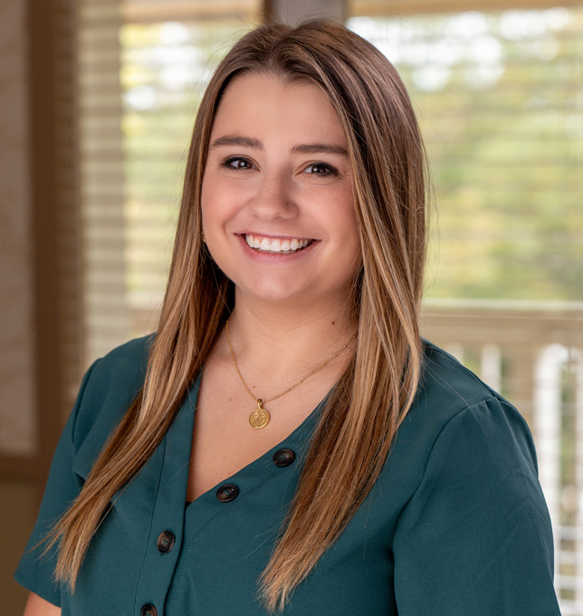 Lanea DeBaets, Assistant Retirement Living Consultant